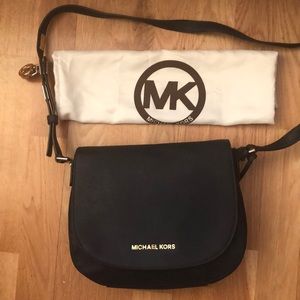 ⭐️ sale ⭐️ Michael Kors bag